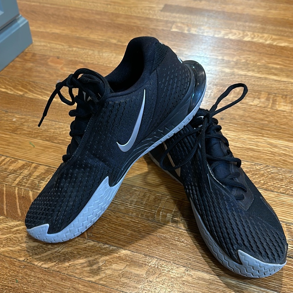Nike Rafa Tennis Shoes